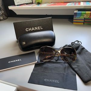 Chanel Sunglasses Braided Gold with Case